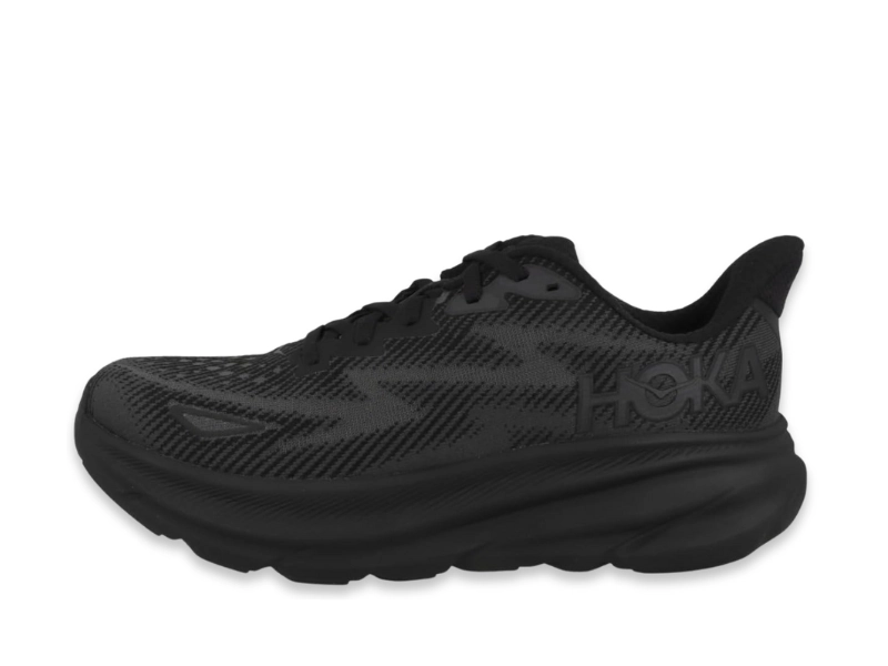 حذاء Hoka Clifton 9 أفضل أحذية نسائية مريحة للسفر 2026
