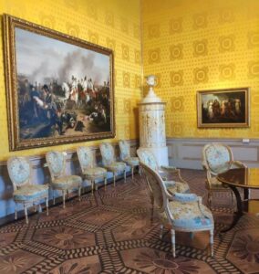 غرفة عرض كلاسيكية في متحف ليوبولد في فيينا