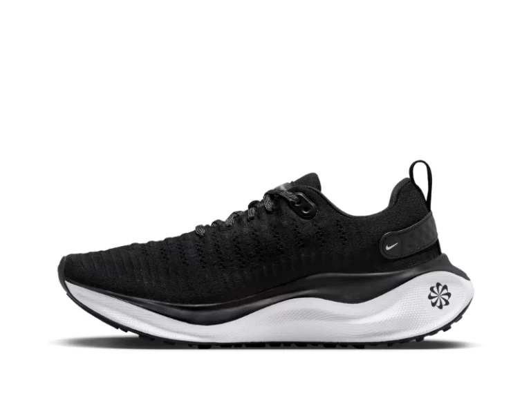 حذاء Nike React Infinity Run Flyknit 4 للسفر