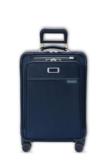 حقيبة Briggs & Riley Baseline قماشية، كاري أون، بتوسعة ذكية وعجلات دوارة، مصممة للسفر المريح والدائم