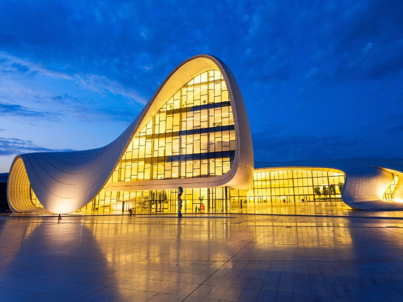 معلومات عن أذربيجان – مركز حيدر علييف في باكو