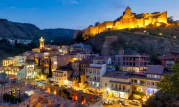 فنادق فاخرة في مدينة تبليسي ضمن دليل أفضل فنادق العالم للمسافرين.