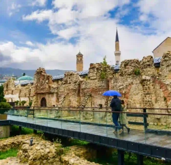 البلدة القديمة Baščaršija وStari Grad من أفضل مناطق السكن في سراييفو